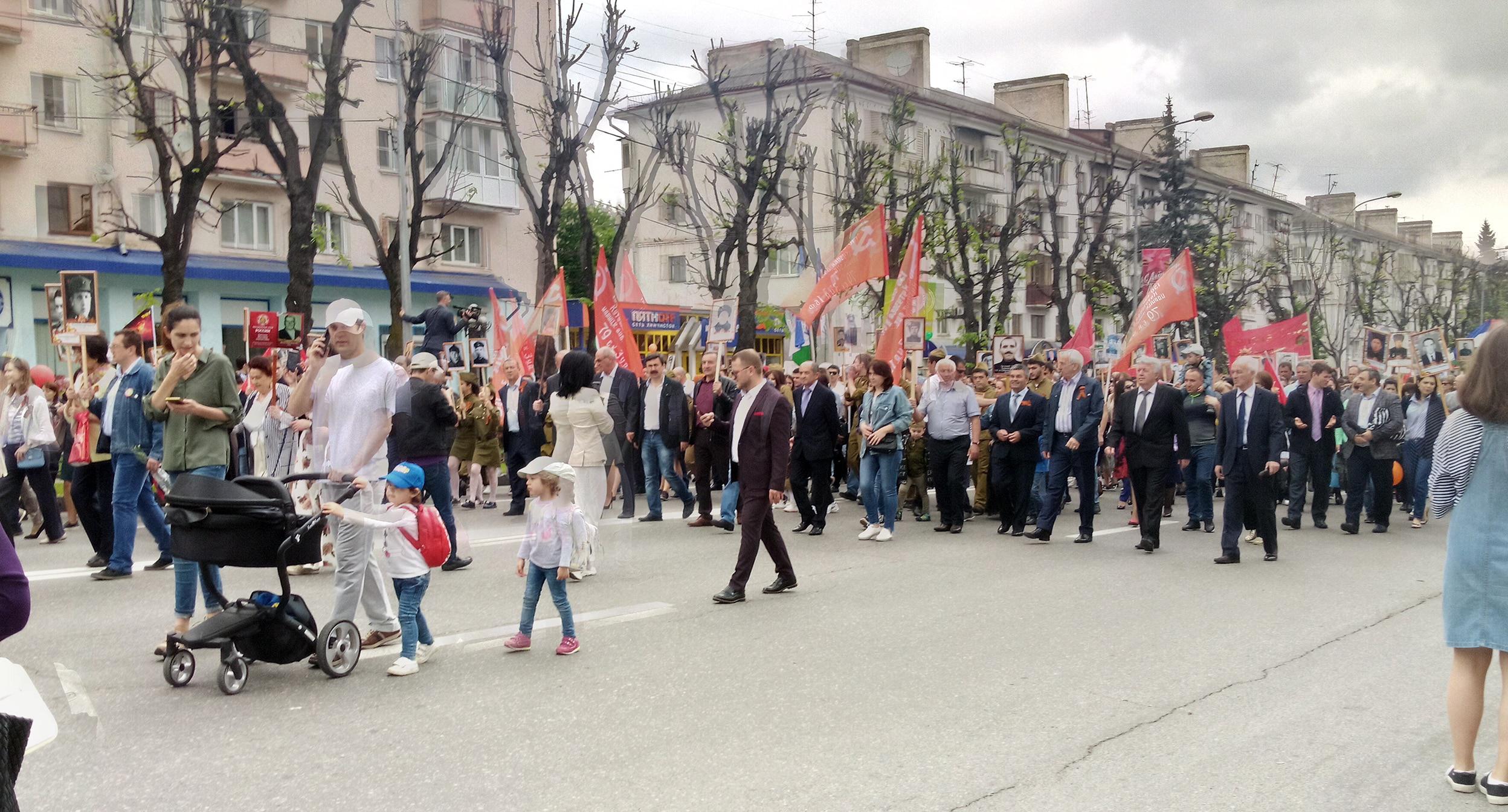 бессмертный полк в прохладном